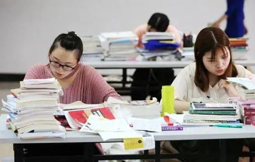 学生考研复试失败，家长的反应各不相同，网友表示太真实了